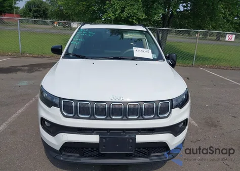 2022 Jeep Compass Latitude 4X4 из США, поврежденный, VIN 3C4NJDBB8NT232106